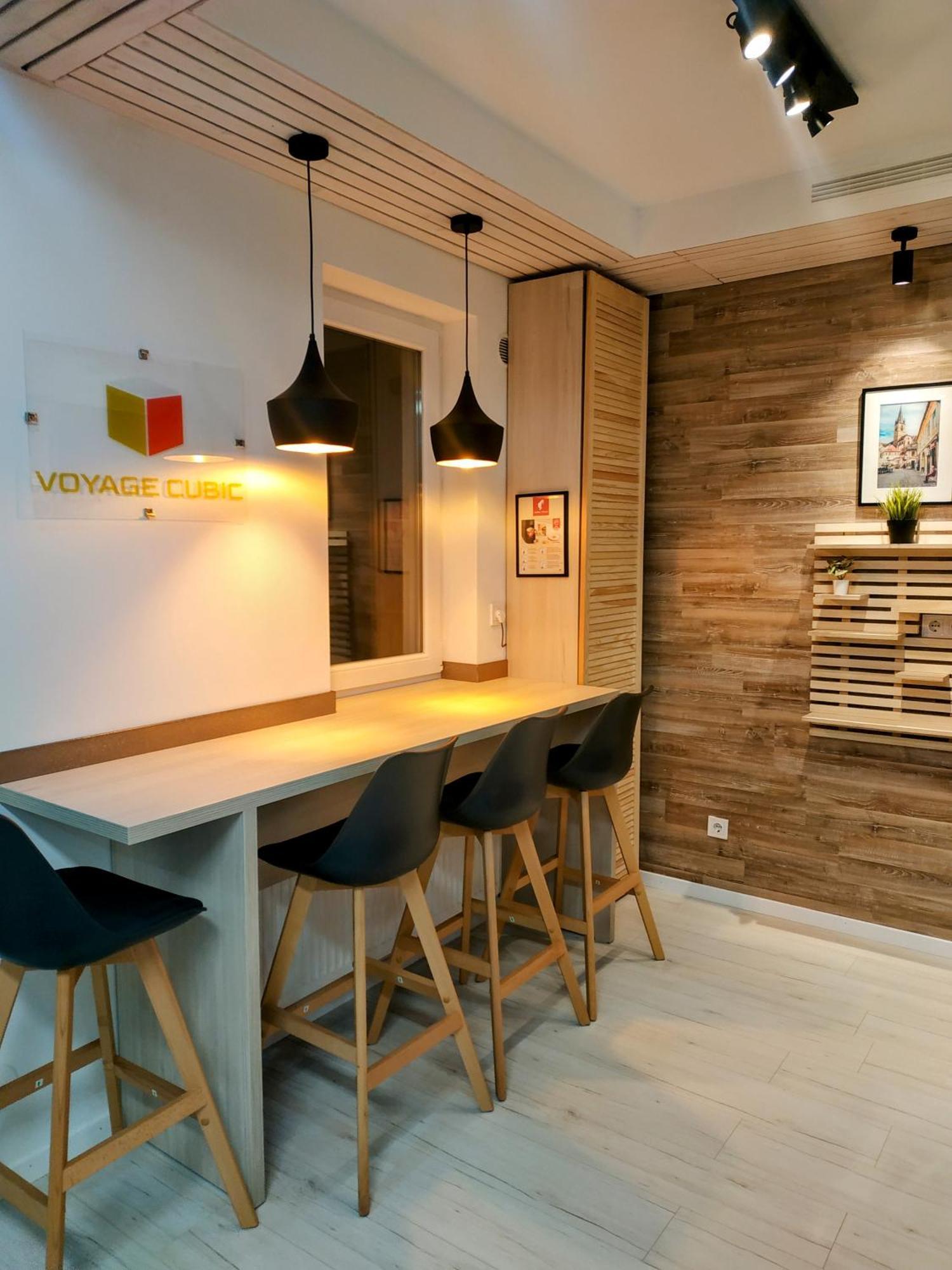 Voyage Cubic Adults Only Lejlighed Sibiu Eksteriør billede